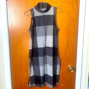 Le Chateau Sleeveless Mock Neck Tunic
